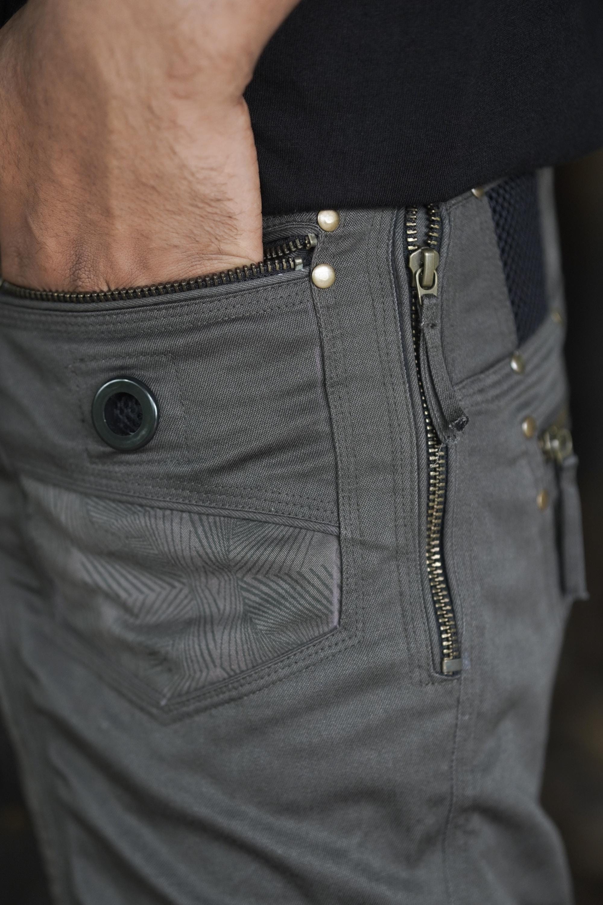 Men's Organic Cotton Grey Cargo Pants — view 5